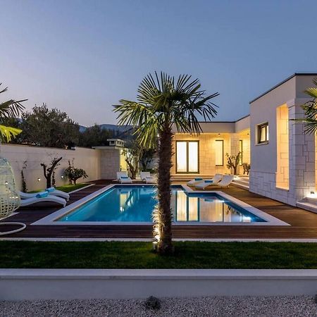 Maglica Exclusive Residence Kastela Exterior photo