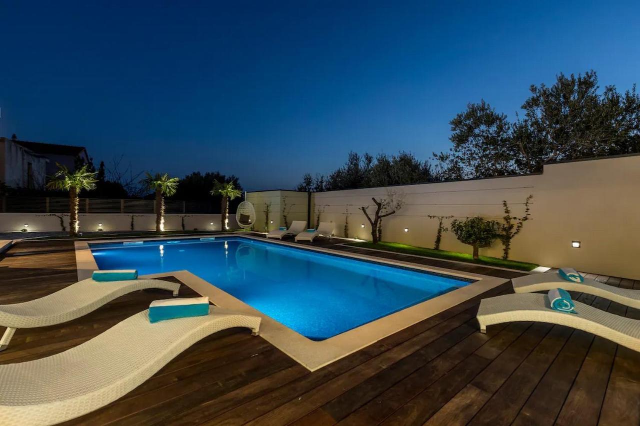 Maglica Exclusive Residence Kastela Exterior photo